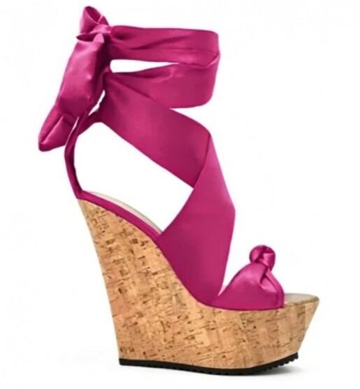 Zoete roze-witte geruite zijde - Cork Wedge Sandal recensie en prijs